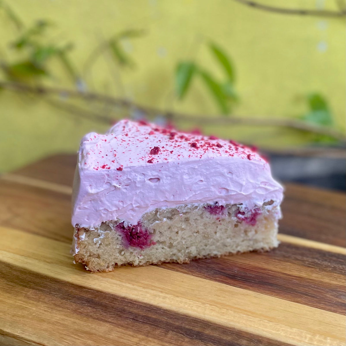 Vanilla Raspberry Cake