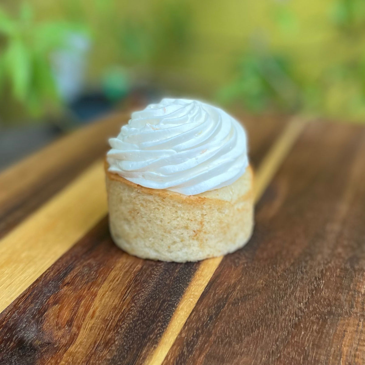 Lemon Cakes